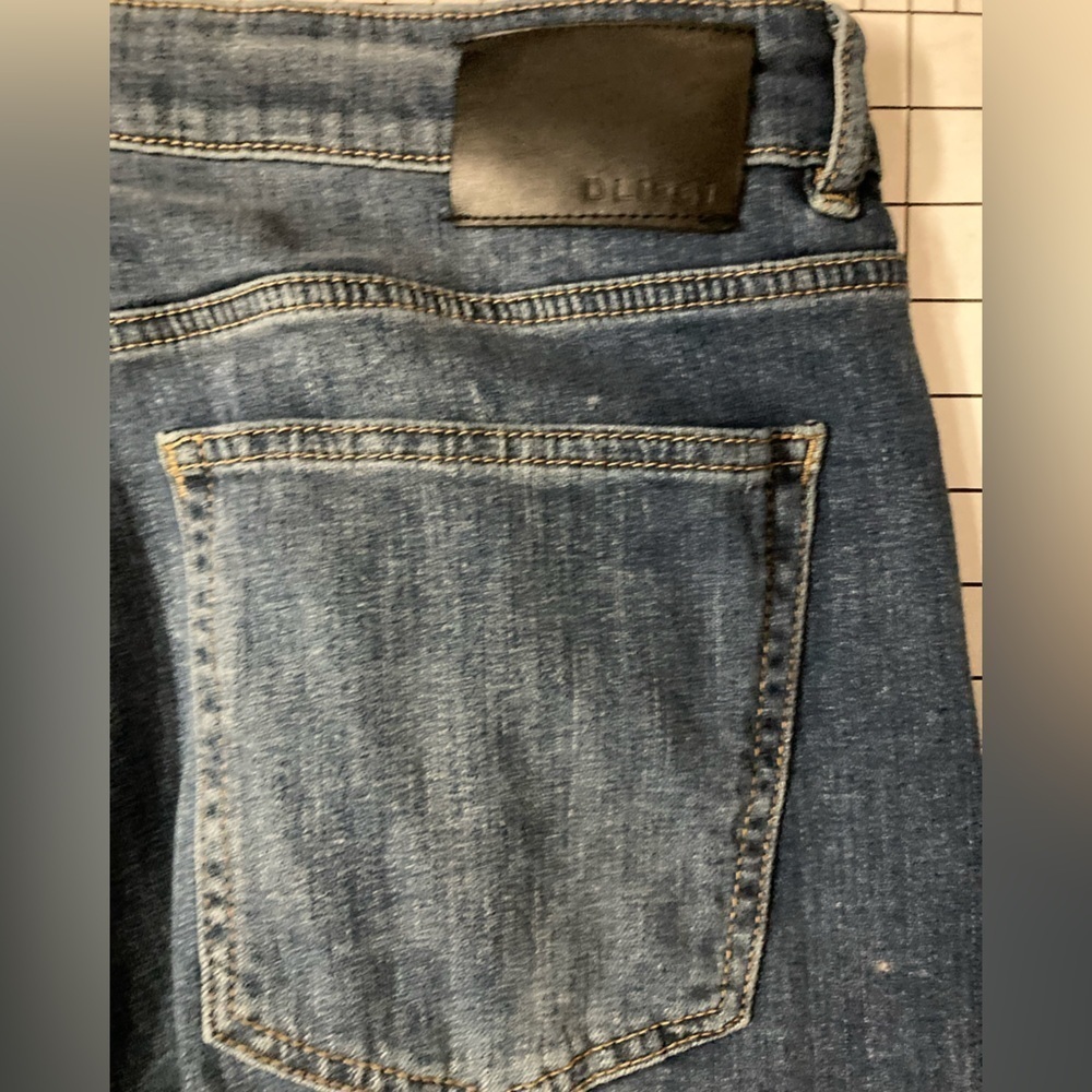 DL 1961 Ultimate‎ Avery Relaxed Straight Jeans 38/32